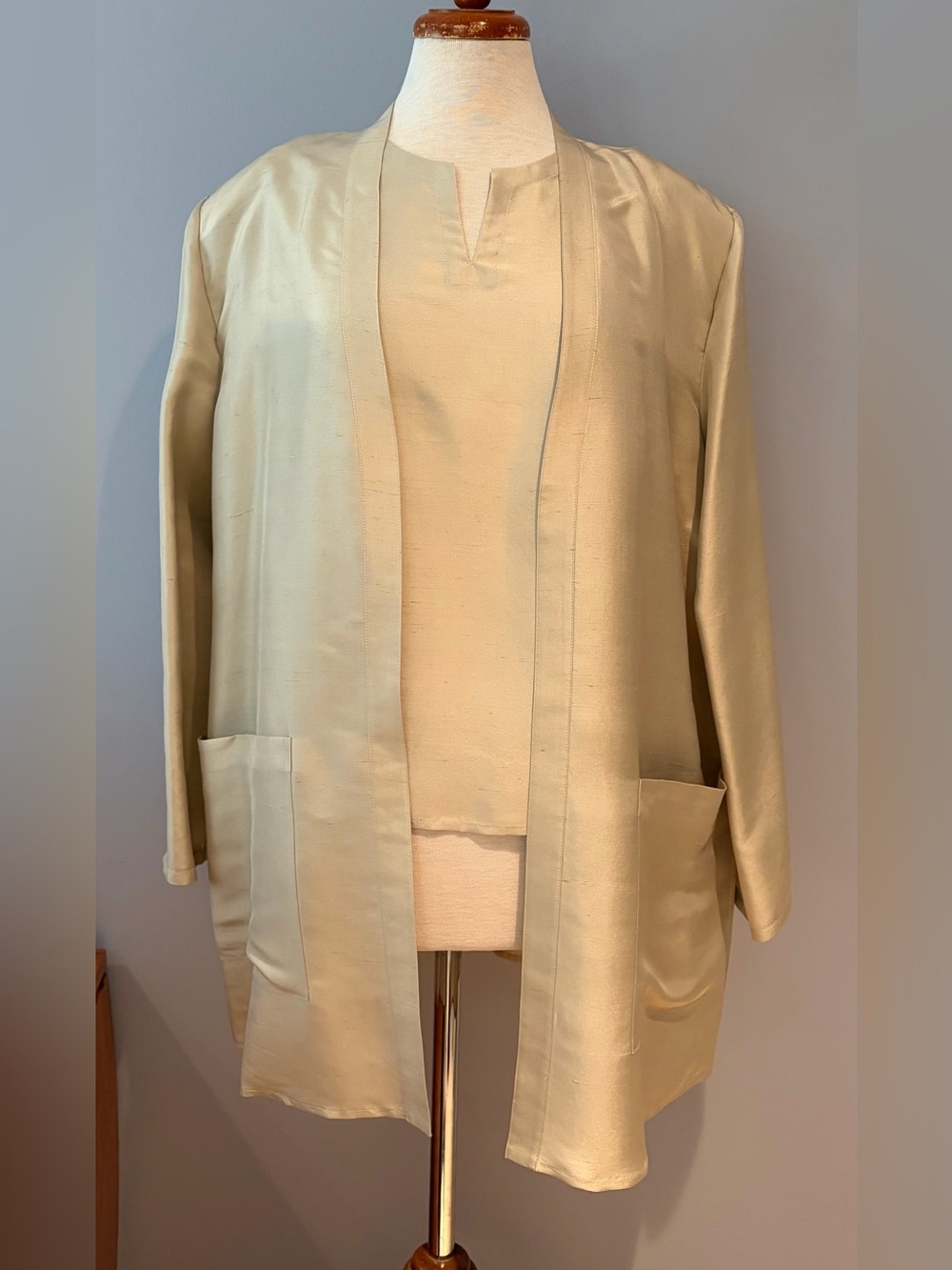 2 piece silk tank and jacket